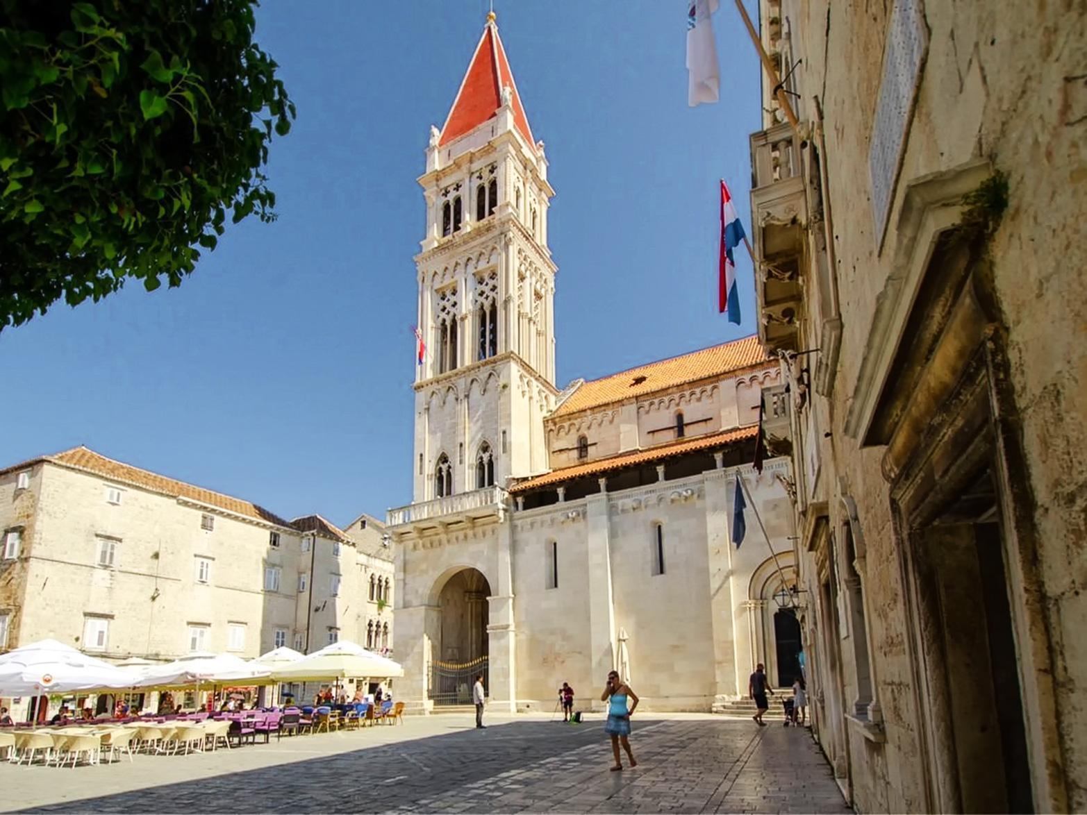 Town of Trogir with Blue Shark from Split Prime Land transfer